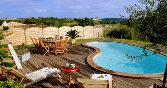 Piscine - Village de gîtes - Le Domaine du Grand Tourtre