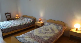 chambre 3 avec 2 lits jumeaux