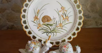 Handcrafted earthenware
