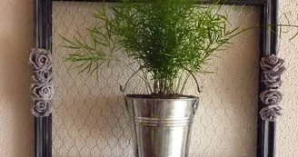 Mosaïque et plante