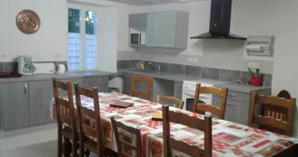 Gîte Le Petit Chail salle à manger Gîte Le Petit Chail salle à manger