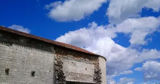 Le prieuré de Rauzet - Eglise grandmontaine Le prieuré de Rauzet - Eglise grandmontaine