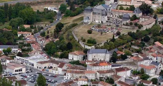 Chalais Village